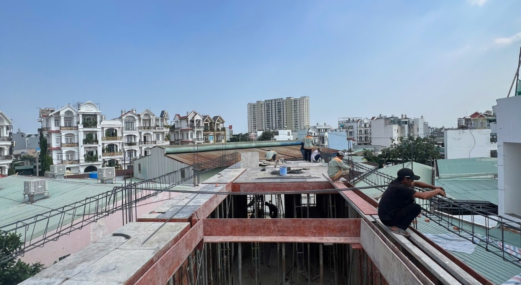 Thi công sắt sàn nhà